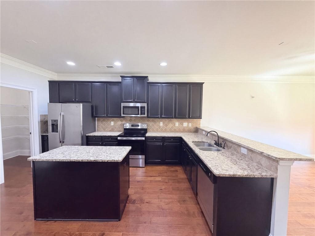 4 bedroom, 3 bathroom, 2,313 sq ft single family residence for sale at 115 Birchwood Court, Loganville, GA 30052 — photo 9