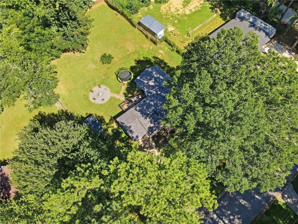 3 bedroom, 2 bathroom, 1,990 sq ft single family residence under contract at 5314 Sugar Ridge Drive, Buford, GA 30518 — photo 4