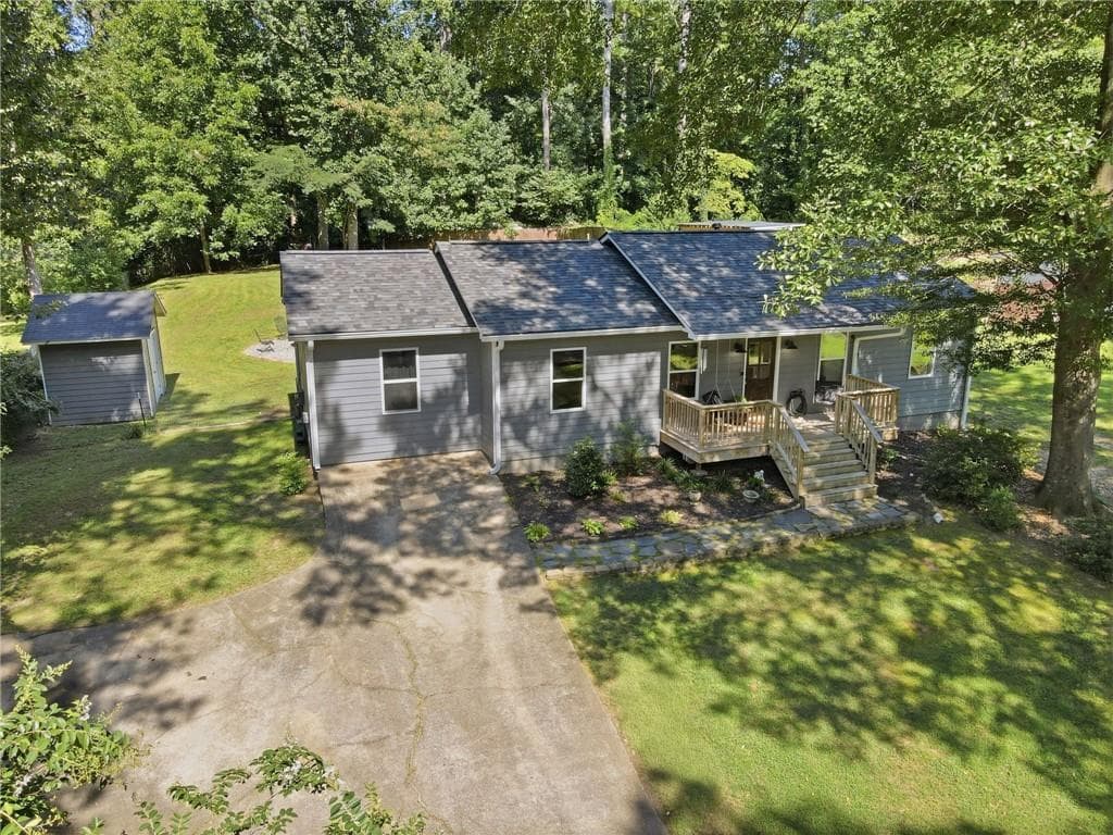 3 bedroom, 2 bathroom, 1,990 sq ft single family residence under contract at 5314 Sugar Ridge Drive, Buford, GA 30518 — photo 7