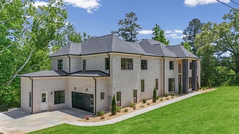 4 bedroom, 7 bathroom, 10,164 sq ft single family residence for sale at 2242 Acworth Due West Road, Acworth, GA 30101 — photo 3