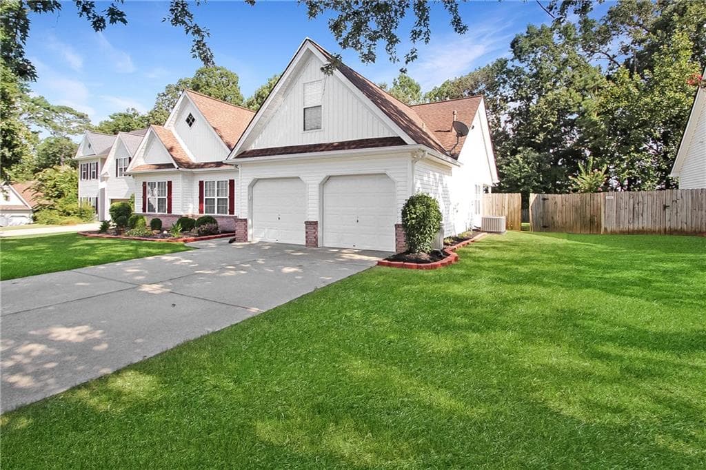 4 bedroom, 2 bathroom, 1,919 sq ft single family residence for rent at 509 Tannenhill Place, Sugar Hill, GA 30518 for $2,550 a month — photo 2