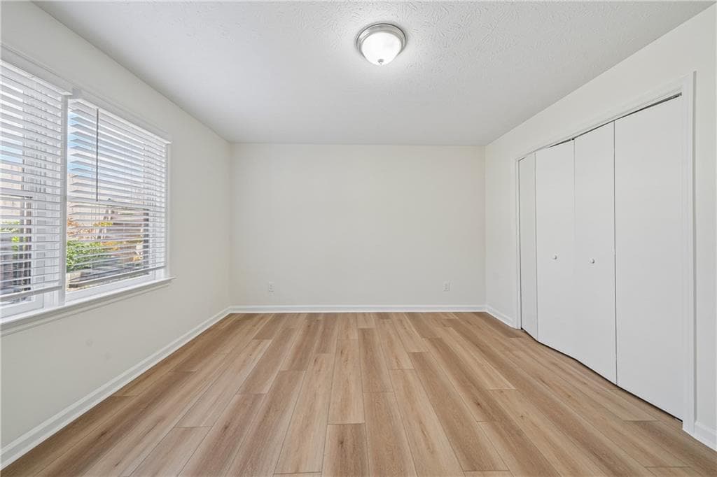 2 bedroom, 2 bathroom, 1,424 sq ft condominium under contract at 4212 Stillwater Drive, Duluth, GA 30096 — photo 4
