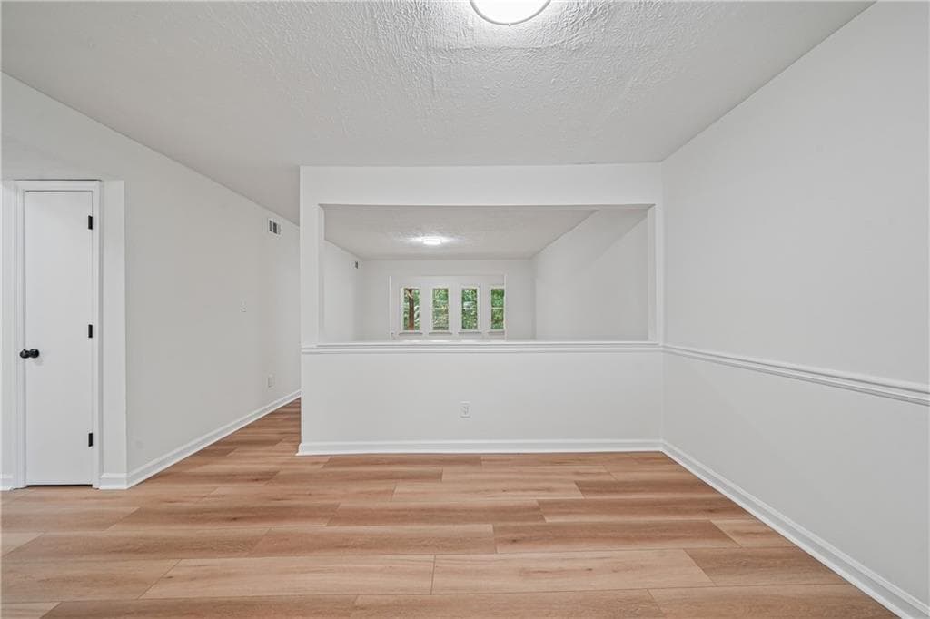 2 bedroom, 2 bathroom, 1,424 sq ft condominium under contract at 4212 Stillwater Drive, Duluth, GA 30096 — photo 8