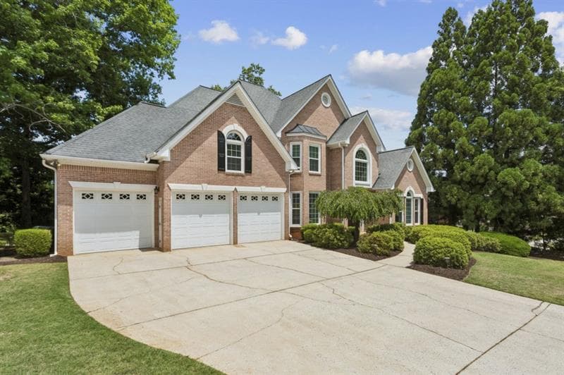 5 bedroom, 6 bathroom, 6,488 sq ft single family residence for sale at 6316 Benbrooke Overlook, Acworth, GA 30101 — photo 3