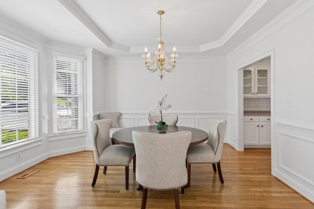 5 bedroom, 6 bathroom, 6,488 sq ft single family residence for sale at 6316 Benbrooke Overlook, Acworth, GA 30101 — photo 10