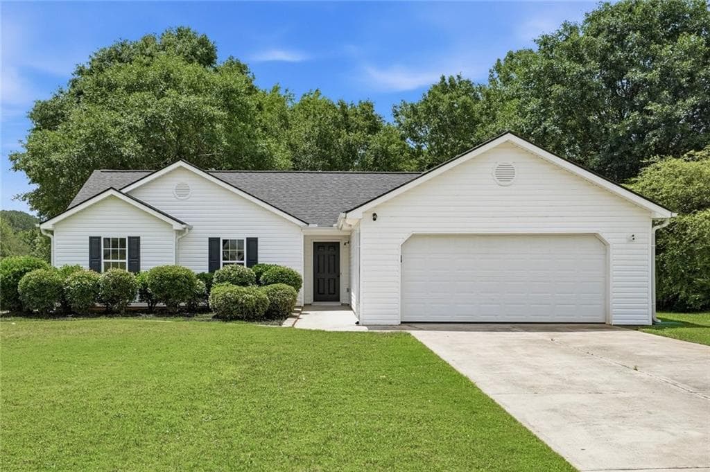 3 bedroom, 2 bathroom, 1,272 sq ft single family residence for sale at 653 Blair Court, Bethlehem, GA 30620