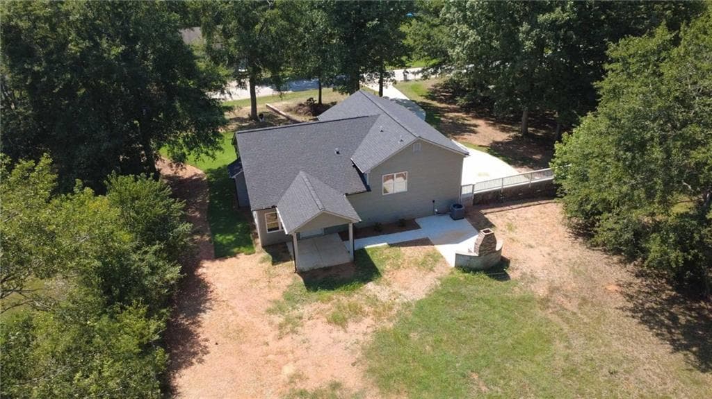 3 bedroom, 3 bathroom, 2,493 sq ft single family residence for sale at 645 Mountainview Drive, Covington, GA 30016 — photo 6