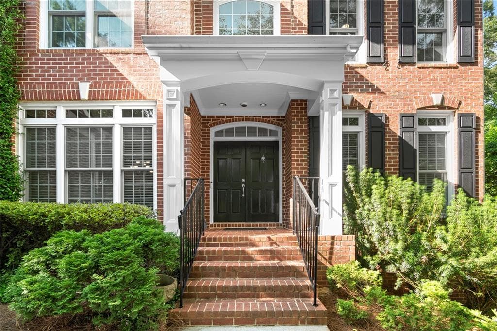 5 bedroom, 5 bathroom, 4,813 sq ft single family residence under contract at 1891 Cedar Cliff Drive, Smyrna, GA 30080 — photo 5