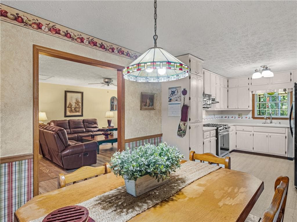 3 bedroom, 2 bathroom, 1,603 sq ft single family residence under contract at 133 Belair Trail, Stockbridge, GA 30281 — photo 10