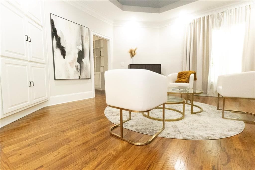 6 bedroom, 5 bathroom, 7,100 sq ft single family residence for rent at 700 S Brighton Court, Atlanta, GA 30327 for $11,900 a month — photo 9
