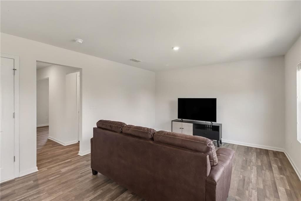 4 bedroom, 3 bathroom, 2,192 sq ft single family residence for sale at 508 Pemberton Street, Kingston, GA 30145 — photo 5