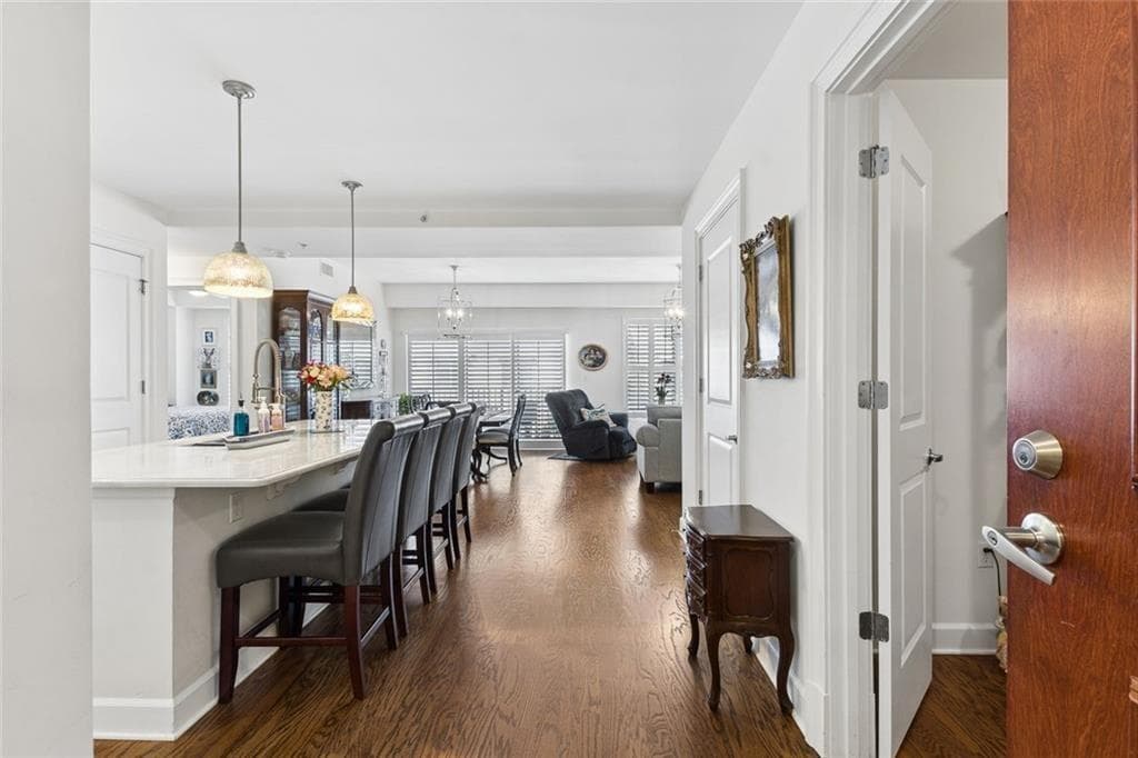 2 bedroom, 3 bathroom, 1,500 sq ft condominium for sale at 200 River Vista Drive 633, Atlanta, GA 30339 — photo 3