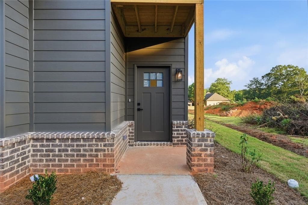 4 bedroom, 4 bathroom, 3,259 sq ft single family residence for sale at 605 Gaines School Road, Athens, GA 30605 — photo 2