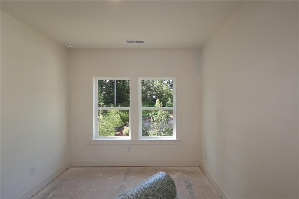 5 bedroom, 4 bathroom, 3,109 sq ft single family residence for sale at 4585 Beechnut Circle, Cumming, GA 30028 — photo 10