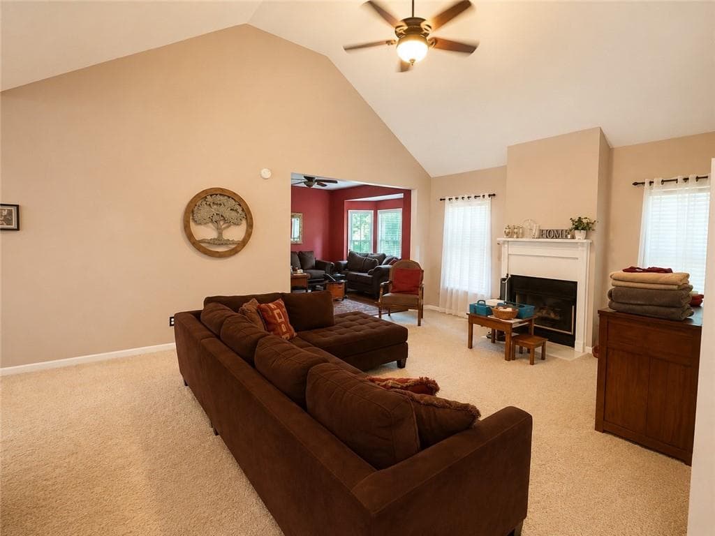 3 bedroom, 2 bathroom, 1,903 sq ft single family residence for sale at 136 Eagles Nest Circle, Carrollton, GA 30116 — photo 6