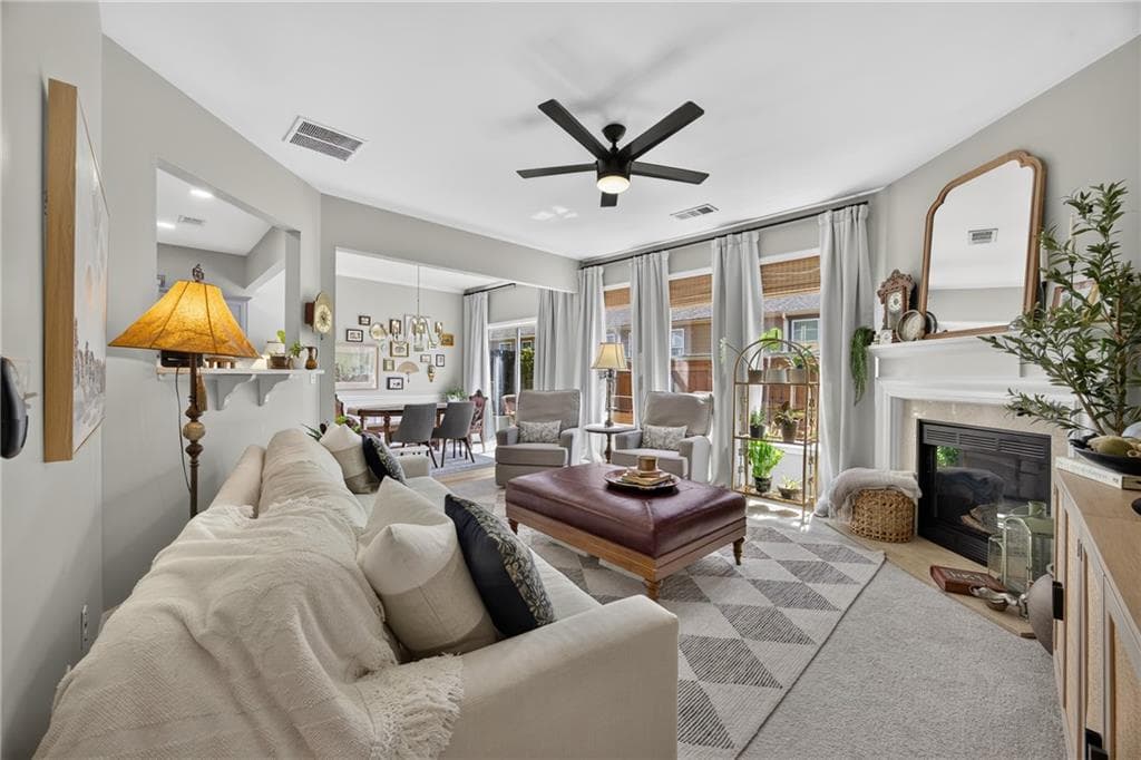 3 bedroom, 3 bathroom, 1,996 sq ft townhouse for sale at 1942 Lake Heights Circle 17, Kennesaw, GA 30152 — photo 6
