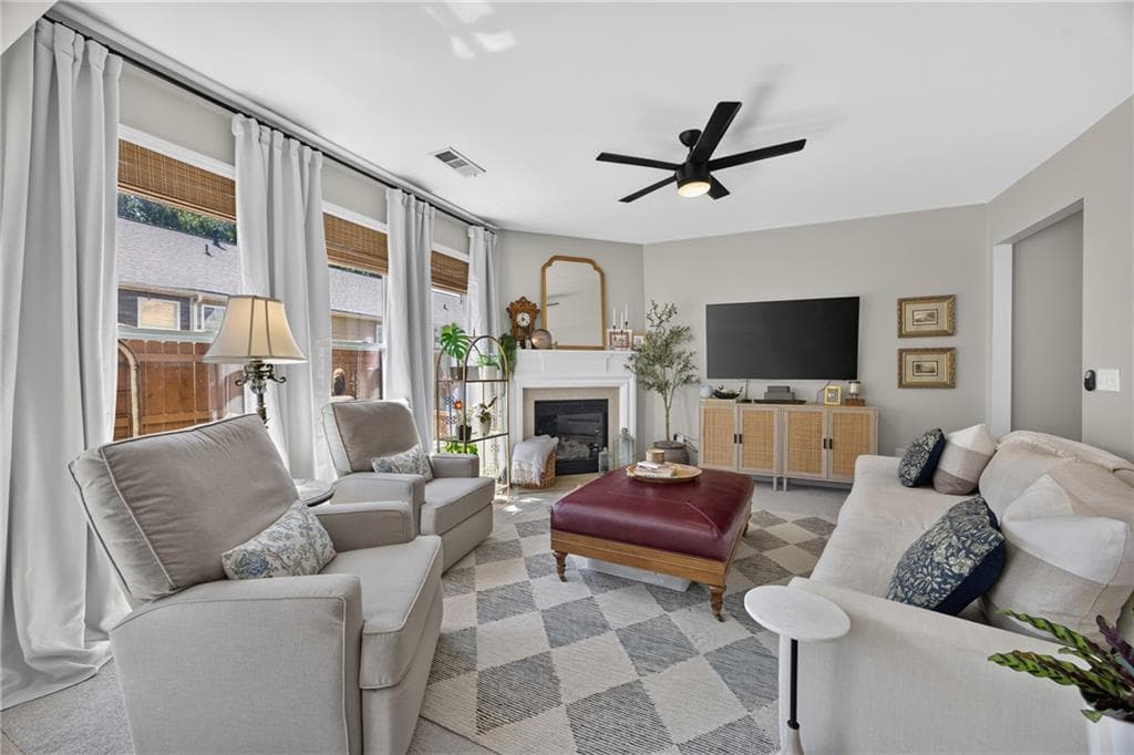 3 bedroom, 3 bathroom, 1,996 sq ft townhouse for sale at 1942 Lake Heights Circle 17, Kennesaw, GA 30152 — photo 7