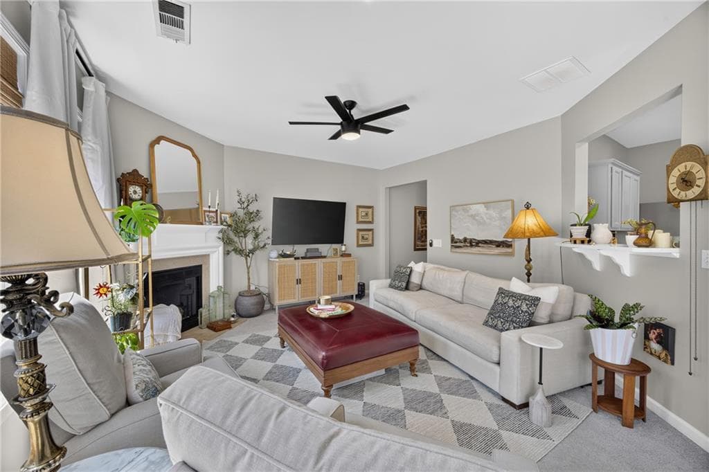 3 bedroom, 3 bathroom, 1,996 sq ft townhouse for sale at 1942 Lake Heights Circle 17, Kennesaw, GA 30152 — photo 8