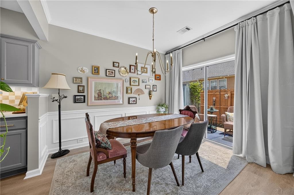 3 bedroom, 3 bathroom, 1,996 sq ft townhouse for sale at 1942 Lake Heights Circle 17, Kennesaw, GA 30152 — photo 10