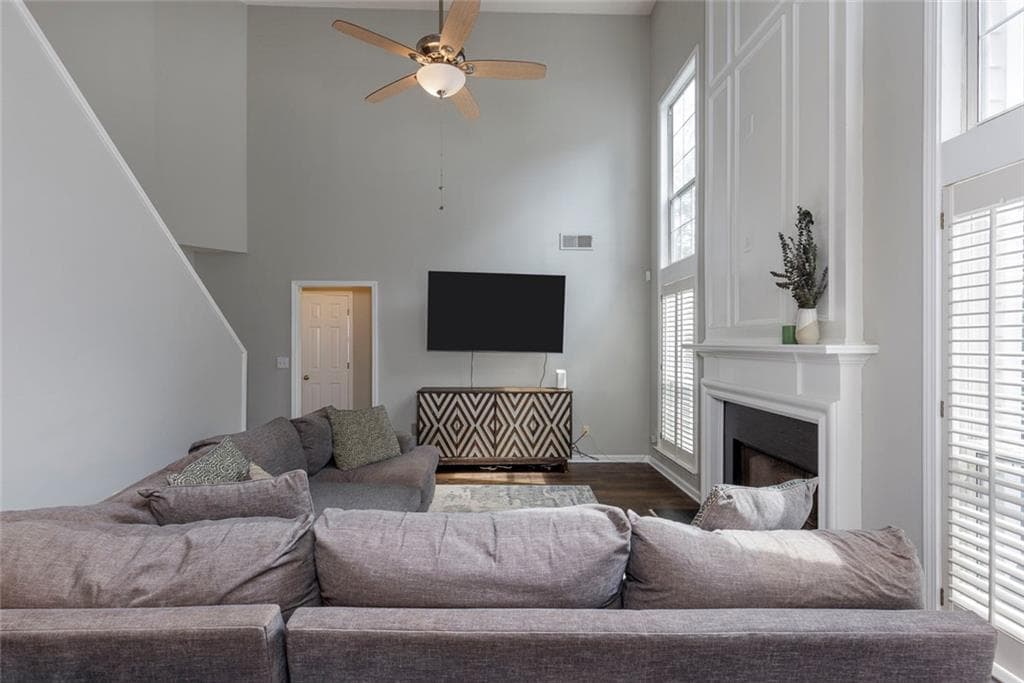 3 bedroom, 3 bathroom, 2,138 sq ft single family residence for sale at 521 Stepney Court, Marietta, GA 30067 — photo 7