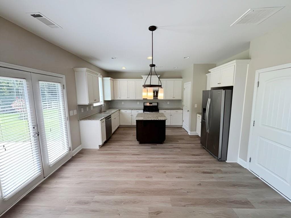 5 bedroom, 4 bathroom, 2,767 sq ft single family residence for sale at 4325 Jeston Court, Cumming, GA 30028 — photo 6