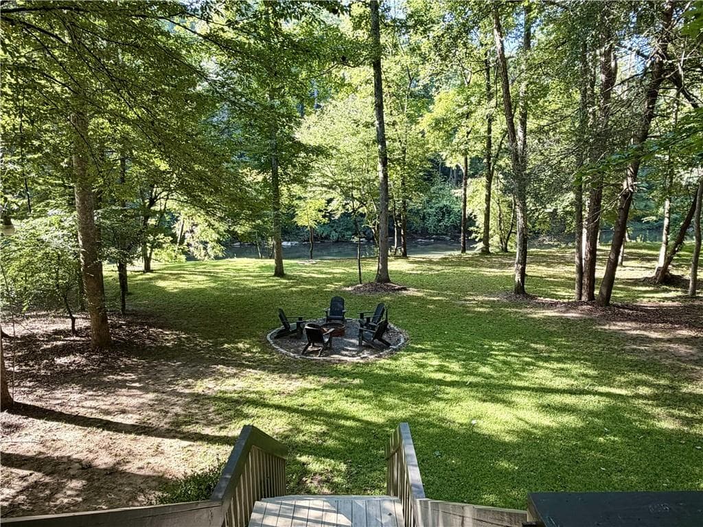 2 bedroom, 2 bathroom, 1,120 sq ft single family residence for sale at 22 Noel Lane, Ellijay, GA 30540 — photo 2