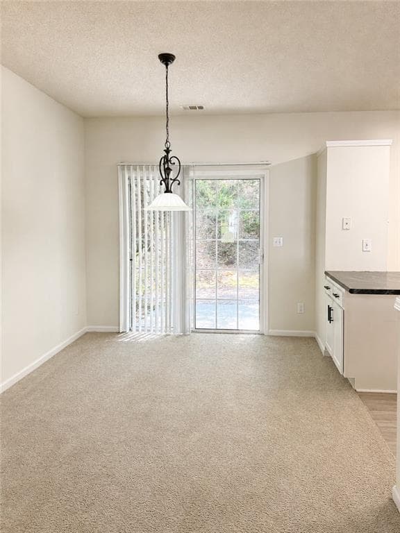 3 bedroom, 3 bathroom, 1,344 sq ft townhouse for rent at 9155 Nesbit Ferry Road 82, Alpharetta, GA 30022 for $2,000 a month — photo 3