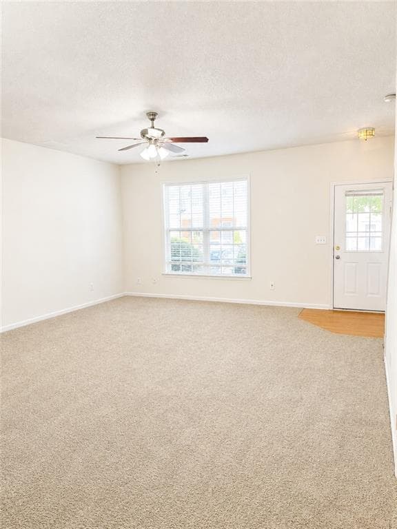 3 bedroom, 3 bathroom, 1,344 sq ft townhouse for rent at 9155 Nesbit Ferry Road 82, Alpharetta, GA 30022 for $2,000 a month — photo 6