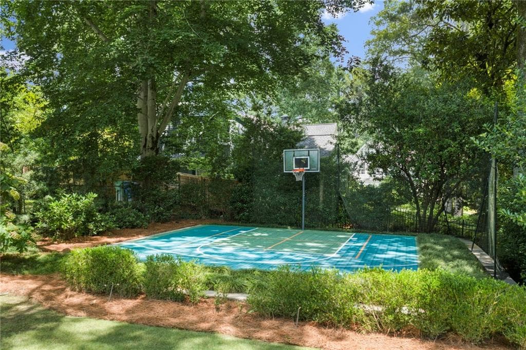 5 bedroom, 6 bathroom, 5,073 sq ft single family residence for sale at 1610 W Sussex Road, Atlanta, GA 30306 — photo 3