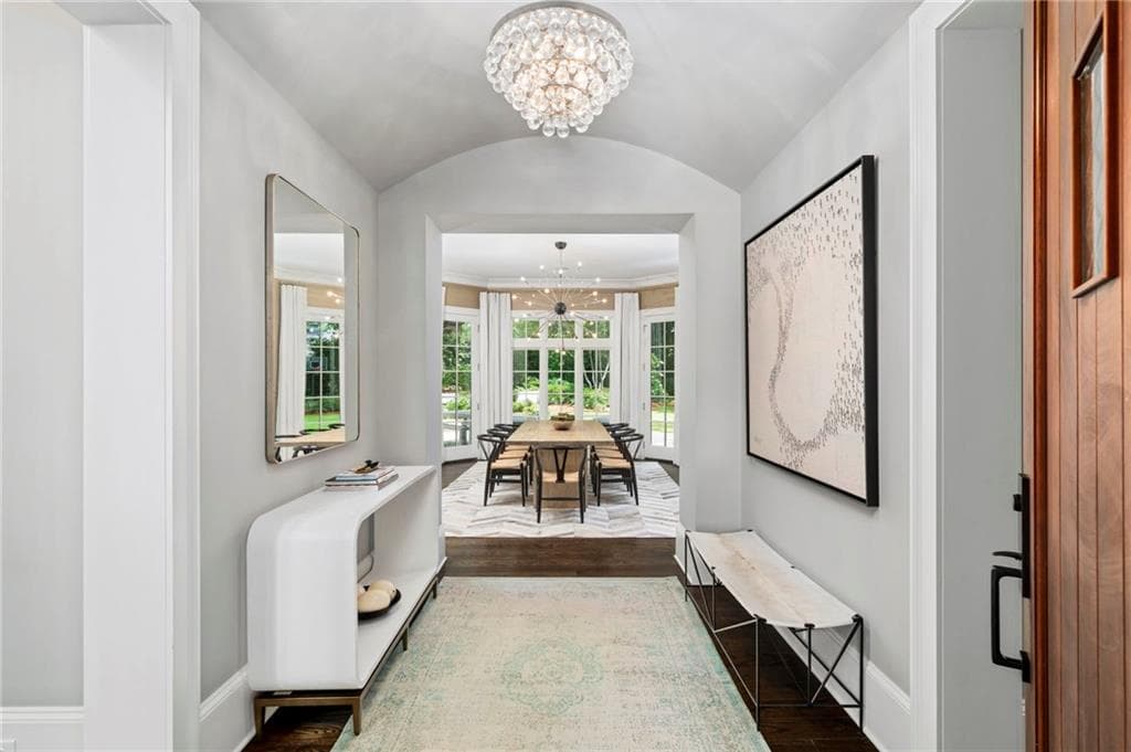 5 bedroom, 6 bathroom, 5,073 sq ft single family residence for sale at 1610 W Sussex Road, Atlanta, GA 30306 — photo 5
