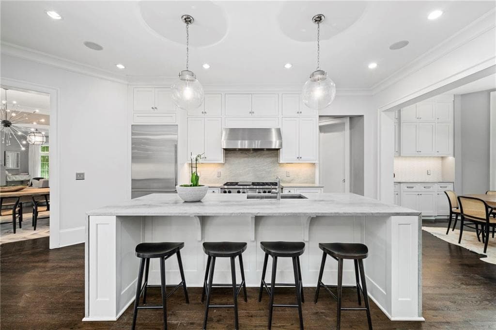 5 bedroom, 6 bathroom, 5,073 sq ft single family residence for sale at 1610 W Sussex Road, Atlanta, GA 30306 — photo 8