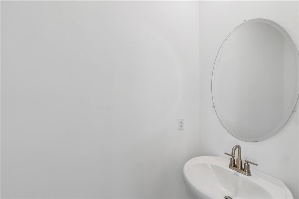 3 bedroom, 3 bathroom, 1,919 sq ft townhouse under contract at 214 Redbud Road, Canton, GA 30114 — photo 10