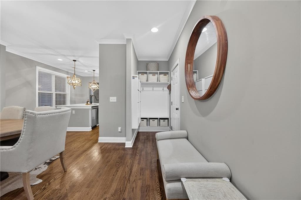 3 bedroom, 3 bathroom, 2,197 sq ft single family residence for sale at 2896 Silver Hill Terrace, Atlanta, GA 30316 — photo 4