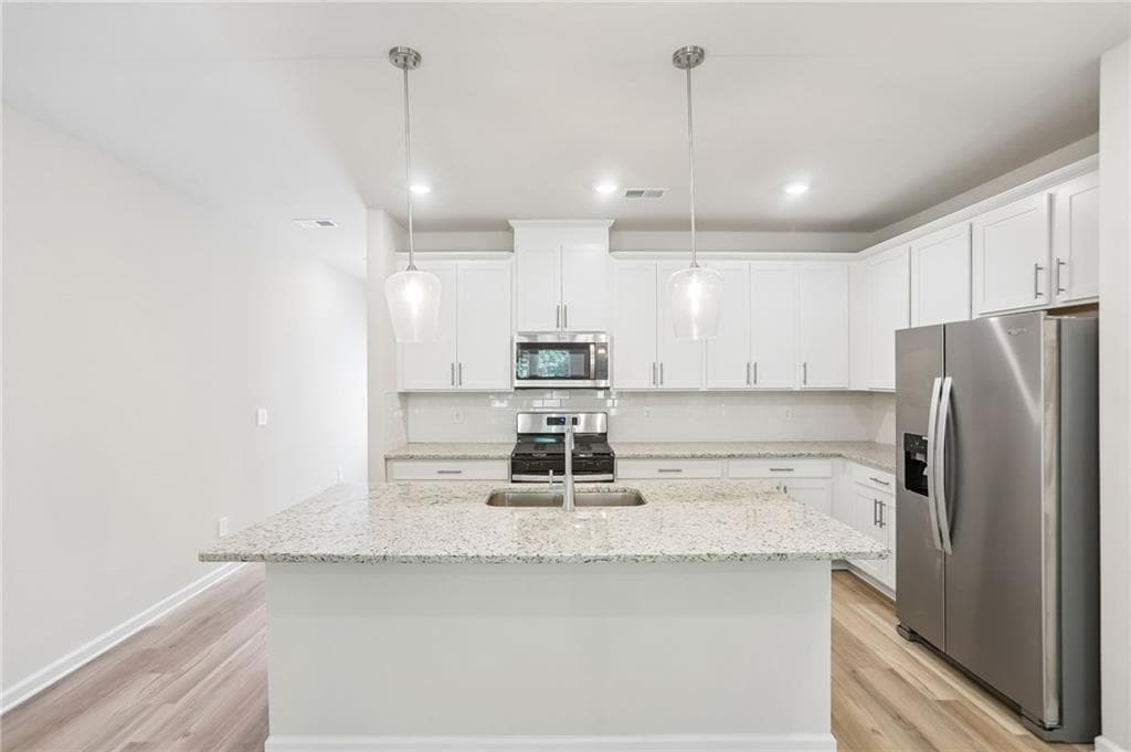 3 bedroom, 3 bathroom, 1,640 sq ft townhouse for sale at 7858 Marie Way, Fairburn, GA 30213 — photo 10