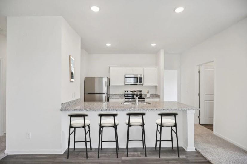 3 bedroom, 3 bathroom, 1,429 sq ft single family residence under contract at 36 Crescent Boulevard, Carrollton, GA 30116 — photo 3