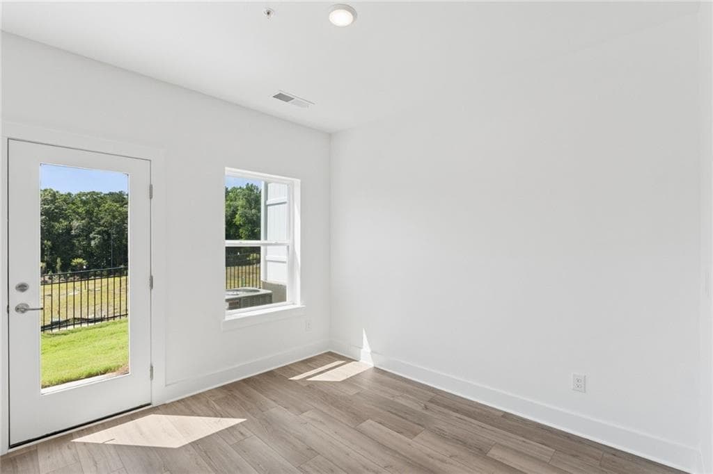 3 bedroom, 3 bathroom, 1,910 sq ft townhouse for sale at 202 Redbud Road, Canton, GA 30114 — photo 10