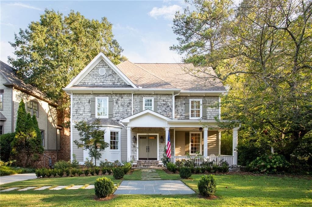 4 bedroom, 4 bathroom, 4,851 sq ft single family residence under contract at 896 Glenbrook Drive, Atlanta, GA 30318