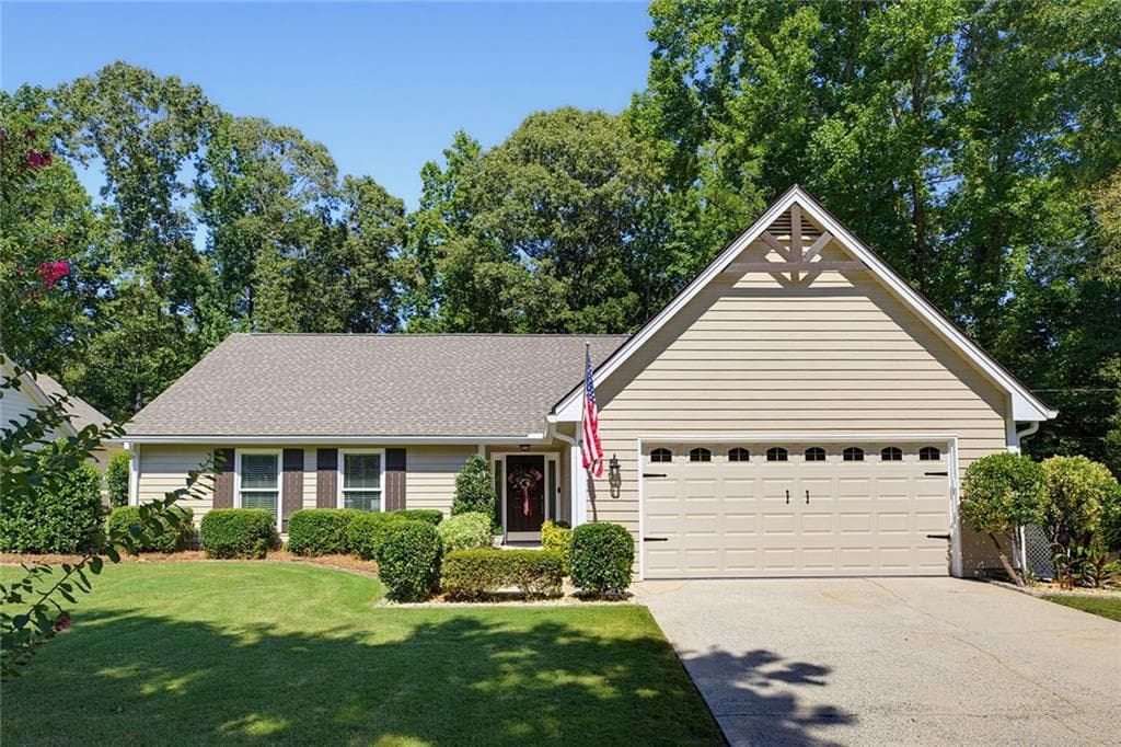 3 bedroom, 2 bathroom, 1,760 sq ft single family residence under contract at 5374 Olde Mill Drive, Woodstock, GA 30188