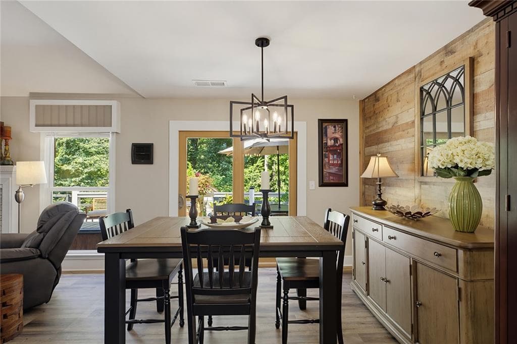 3 bedroom, 2 bathroom, 1,760 sq ft single family residence under contract at 5374 Olde Mill Drive, Woodstock, GA 30188 — photo 8