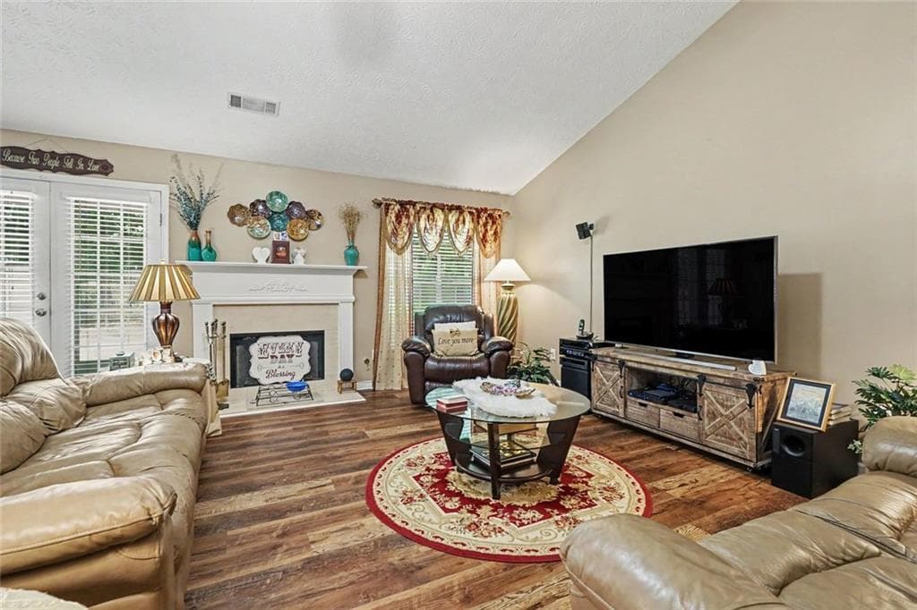 4 bedroom, 3 bathroom, 2,687 sq ft single family residence for sale at 1924 Brittlebank Lane, Lawrenceville, GA 30043 — photo 6