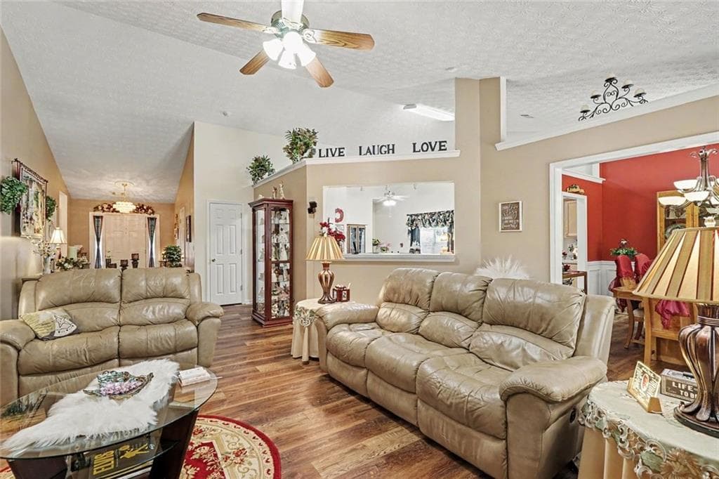 4 bedroom, 3 bathroom, 2,687 sq ft single family residence for sale at 1924 Brittlebank Lane, Lawrenceville, GA 30043 — photo 7