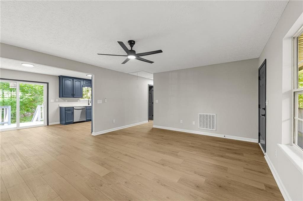 3 bedroom, 2 bathroom, 1,215 sq ft single family residence for sale at 88 Tanners Bridge Road, Bethlehem, GA 30620 — photo 6