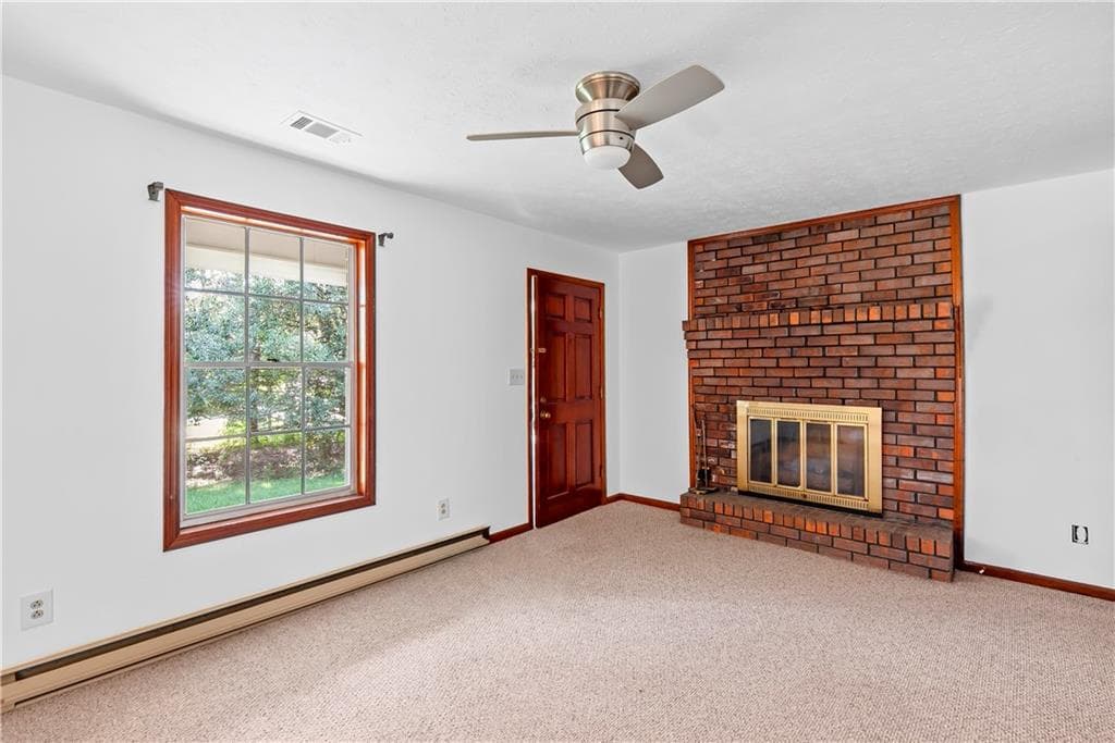 3 bedroom, 2 bathroom, 1,372 sq ft single family residence for sale at 8375 Cedar Grove Road, Fairburn, GA 30213 — photo 9