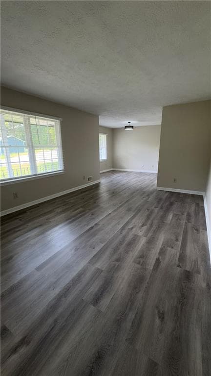 4 bedroom, 3 bathroom, 2,730 sq ft single family residence for sale at 1050 Forest Heights Road, Stone Mountain, GA 30083 — photo 6