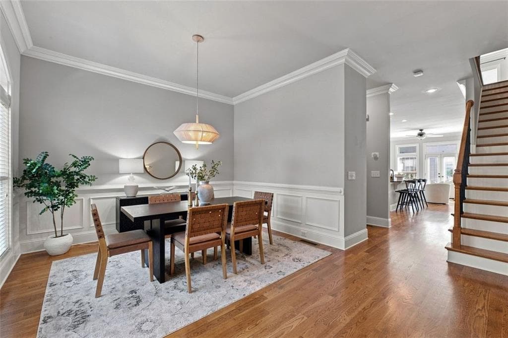 3 bedroom, 4 bathroom, 2,080 sq ft townhouse for sale at 1736 Breyerton Drive, Atlanta, GA 30329 — photo 3