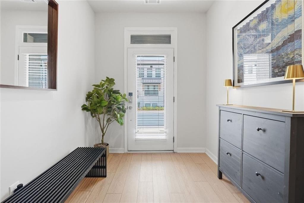 4 bedroom, 4 bathroom, 2,349 sq ft townhouse for sale at 315 Sammon Way, Lawrenceville, GA 30046 — photo 5