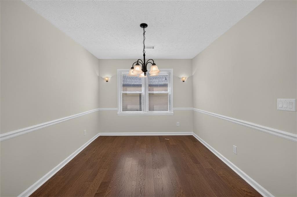 3 bedroom, 3 bathroom, 1,781 sq ft single family residence for sale at 1975 Watercrest Circle, Lawrenceville, GA 30043 — photo 9