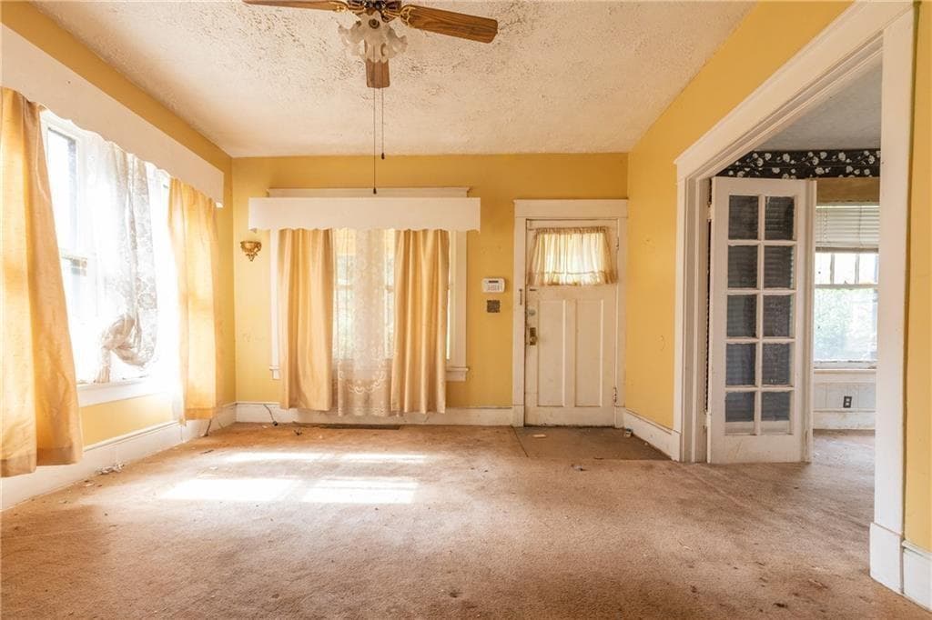 2 bedroom, 1 bathroom, 1,110 sq ft single family residence under contract at 969 Byron Drive, Atlanta, GA 30310 — photo 7