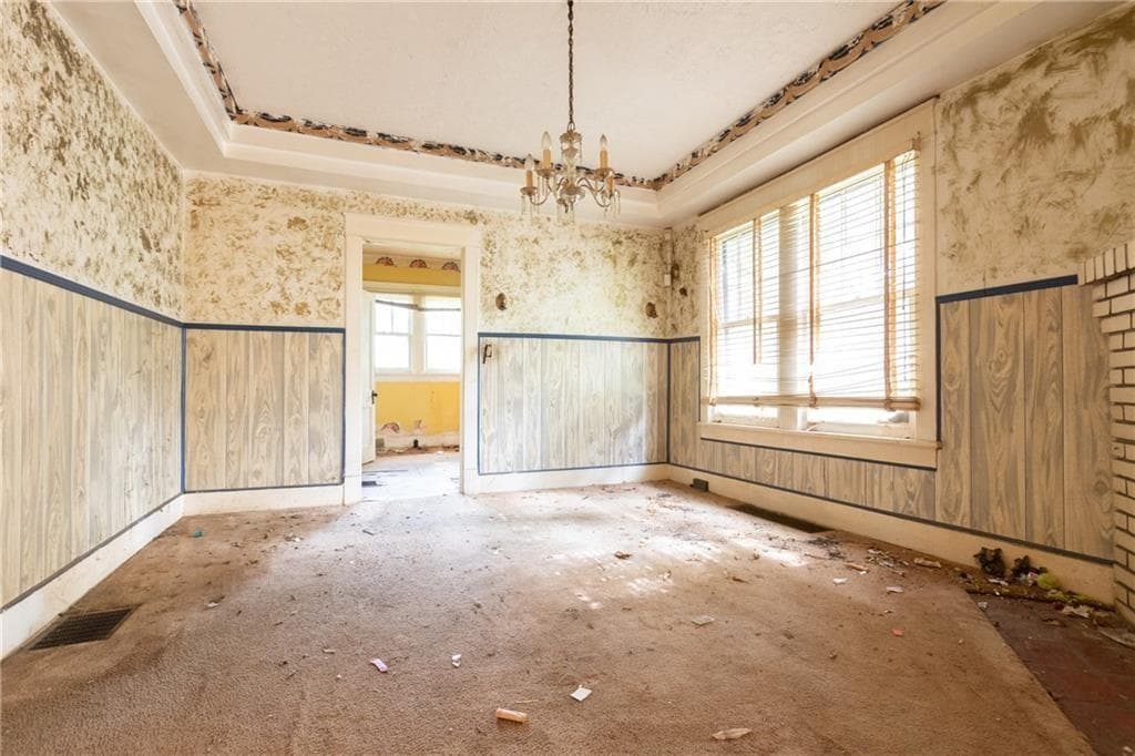 2 bedroom, 1 bathroom, 1,110 sq ft single family residence under contract at 969 Byron Drive, Atlanta, GA 30310 — photo 9