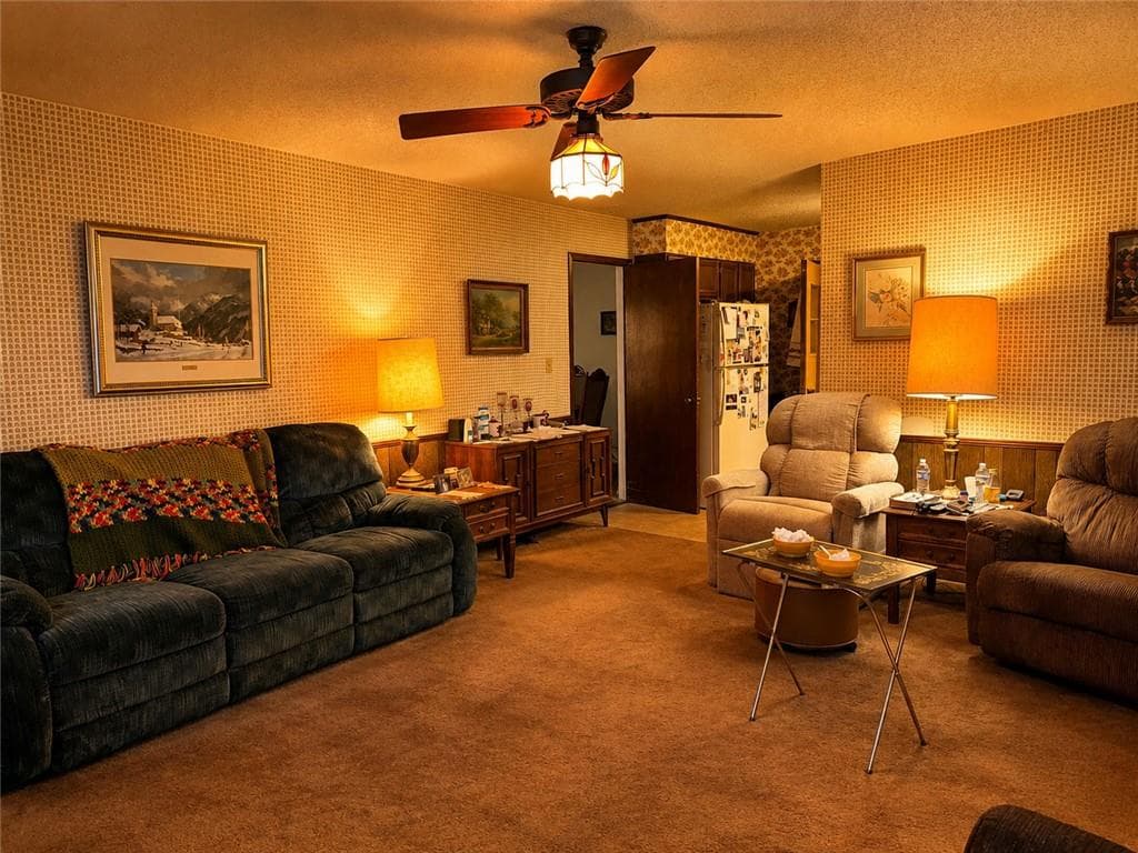 3 bedroom, 2 bathroom, 1,407 sq ft single family residence for sale at 25 Montre Circle, Silver Creek, GA 30173 — photo 5